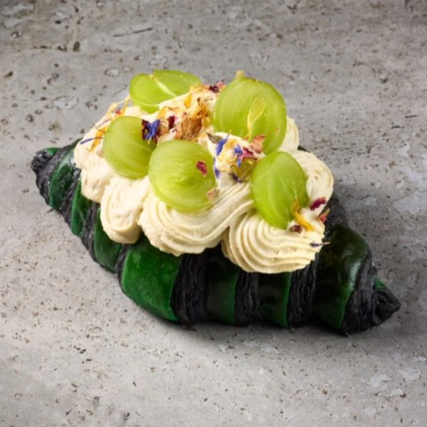 Muscat & Jasmine Cream Croissant